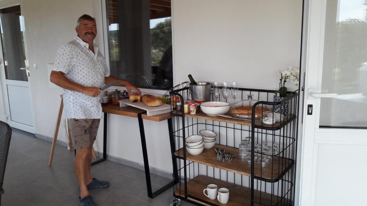 Hotel B&B Mama Mia Obrovac Εξωτερικό φωτογραφία
