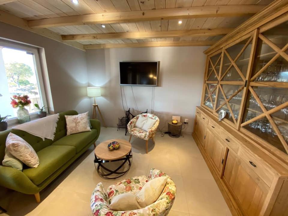 Hotel B&B Mama Mia Obrovac Εξωτερικό φωτογραφία